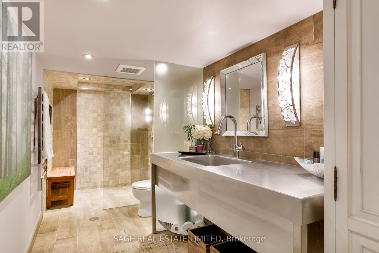 1463 Daventry Court, Mississauga, Ontario  L5N 7Z1 - Photo 40 - W13118882
