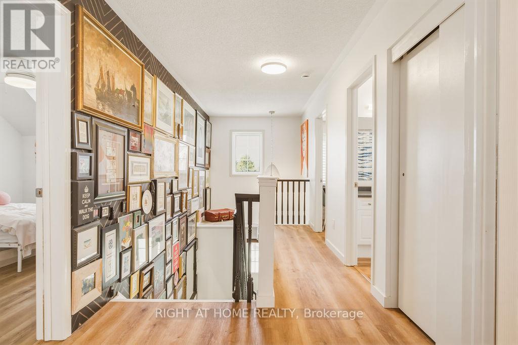 5914 Blue Spruce Avenue, Burlington, Ontario  L7L 6T3 - Photo 22 - W13118922