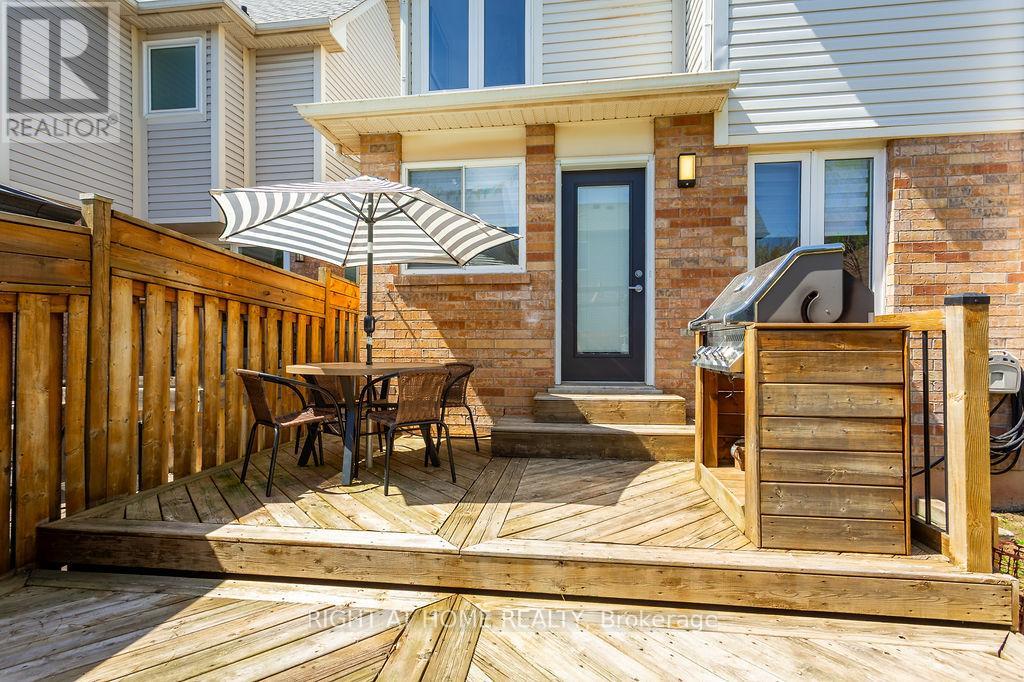5914 Blue Spruce Avenue, Burlington, Ontario  L7L 6T3 - Photo 33 - W13118922