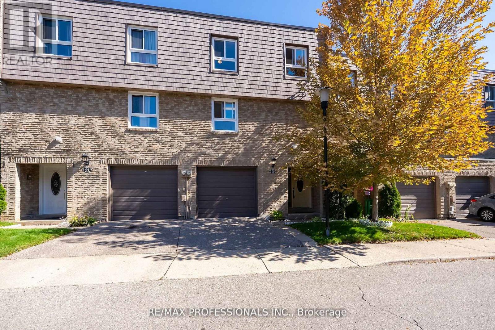 65 - 405 Hyacinthe Boulevard, Mississauga, Ontario  L5A 3N1 - Photo 1 - W13118944