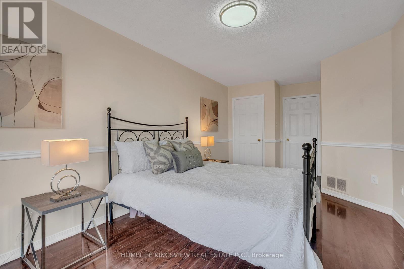 5502 Cosmic Crescent, Mississauga, Ontario  L4Z 3R9 - Photo 34 - W13118962