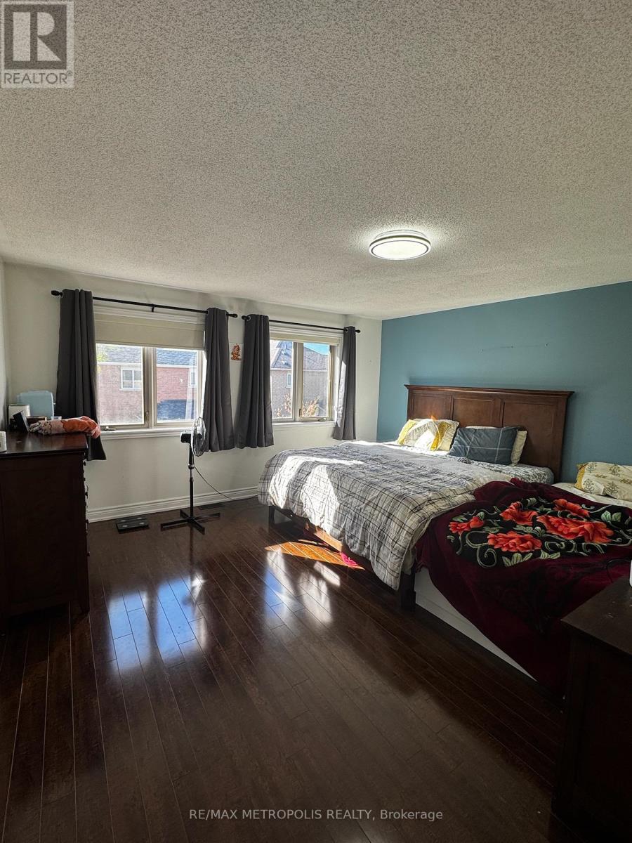 Main - 24 Viceroy Crescent, Brampton, Ontario  L7A 1V6 - Photo 1 - W13119020