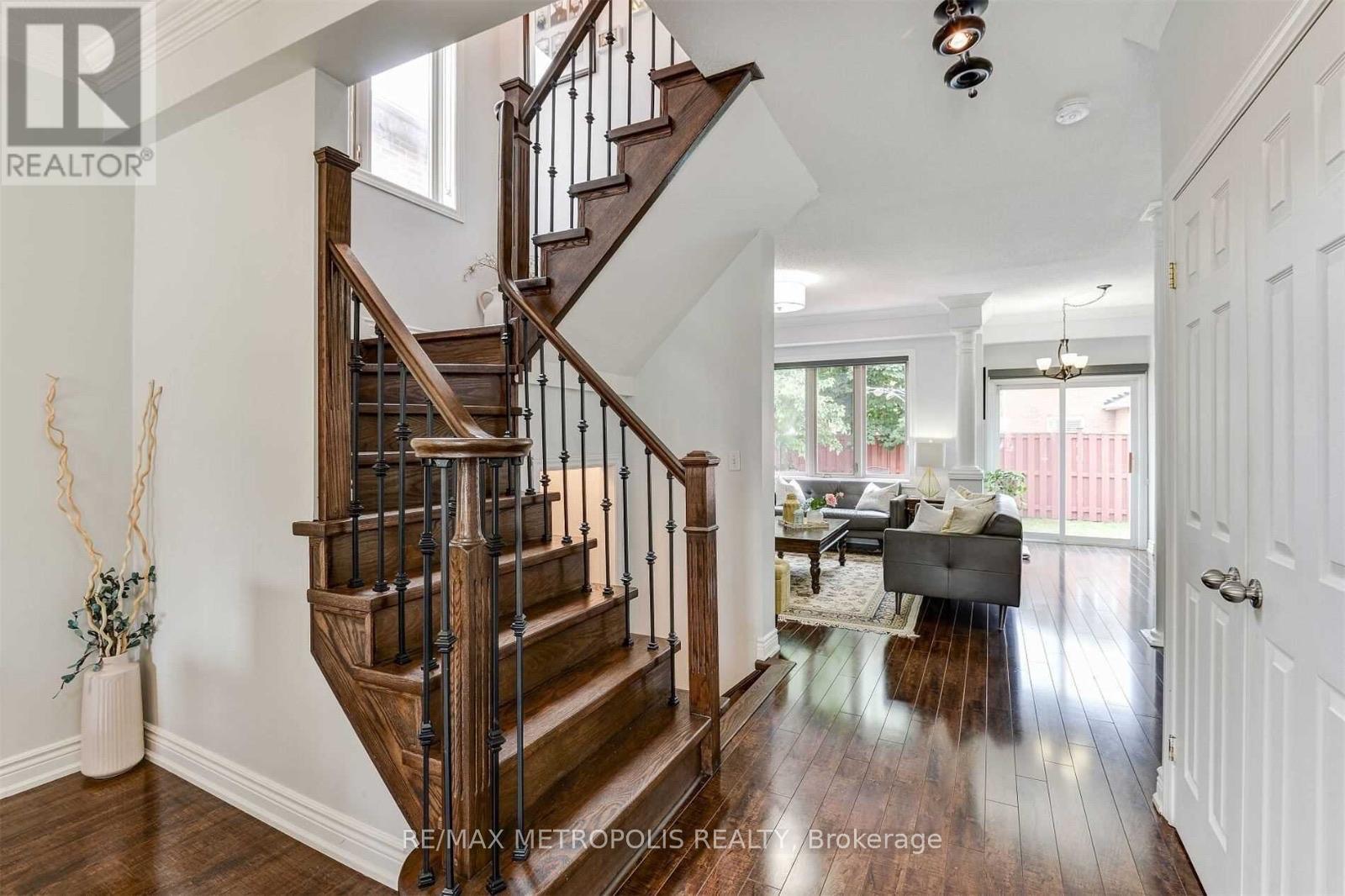 Main - 24 Viceroy Crescent, Brampton, Ontario  L7A 1V6 - Photo 10 - W13119020