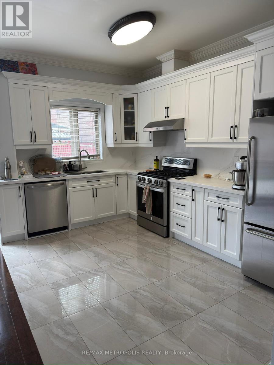 Main - 24 Viceroy Crescent, Brampton, Ontario  L7A 1V6 - Photo 17 - W13119020