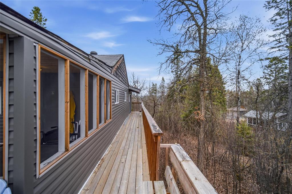 13 Block 6 Road, Whiteshell Provincial Pk, Manitoba  R0E 0N0 - Photo 15 - 202610323