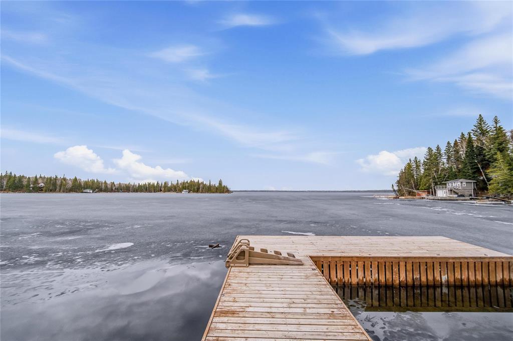13 Block 6 Road, Whiteshell Provincial Pk, Manitoba  R0E 0N0 - Photo 19 - 202610323