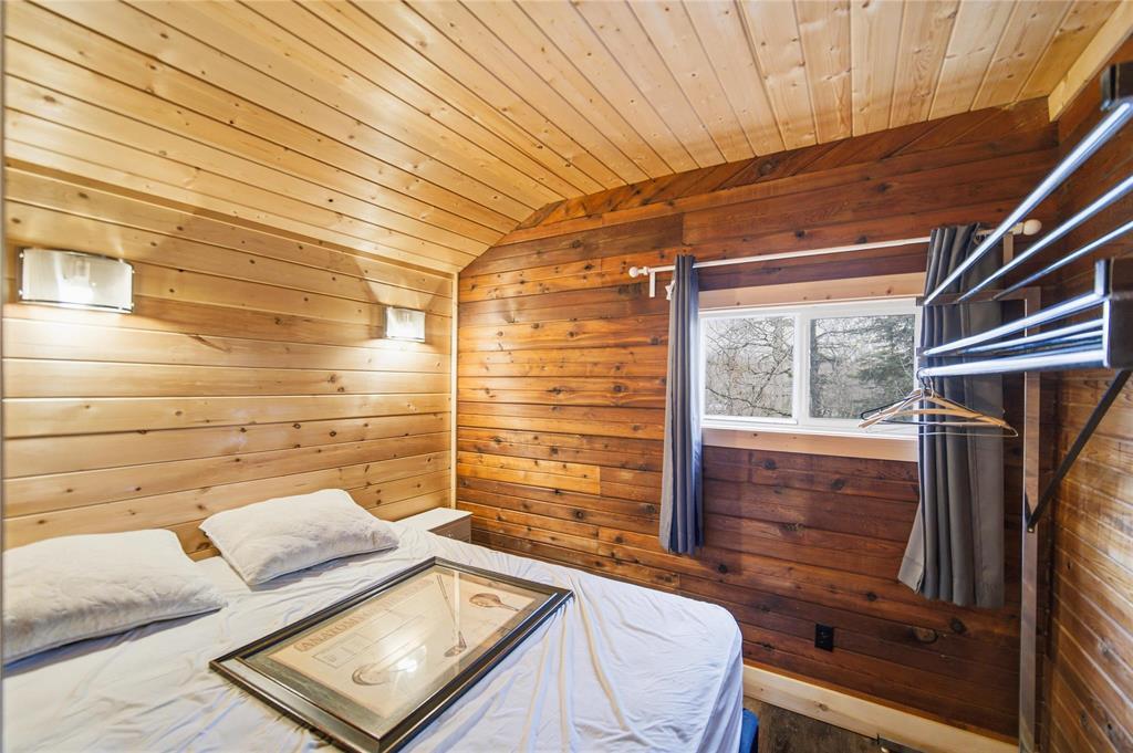 13 Block 6 Road, Whiteshell Provincial Pk, Manitoba  R0E 0N0 - Photo 4 - 202610323