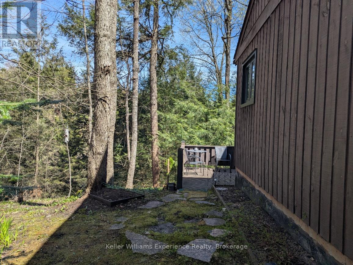 75 Southbank Drive, Bracebridge, Ontario  P1L 1G2 - Photo 25 - X12875760