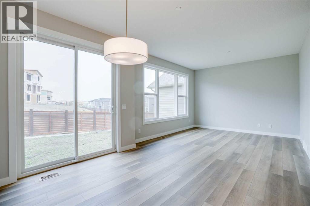 77 Calhoun Crescent Ne, Calgary, Alberta  T3P 1X9 - Photo 5 - A2301948