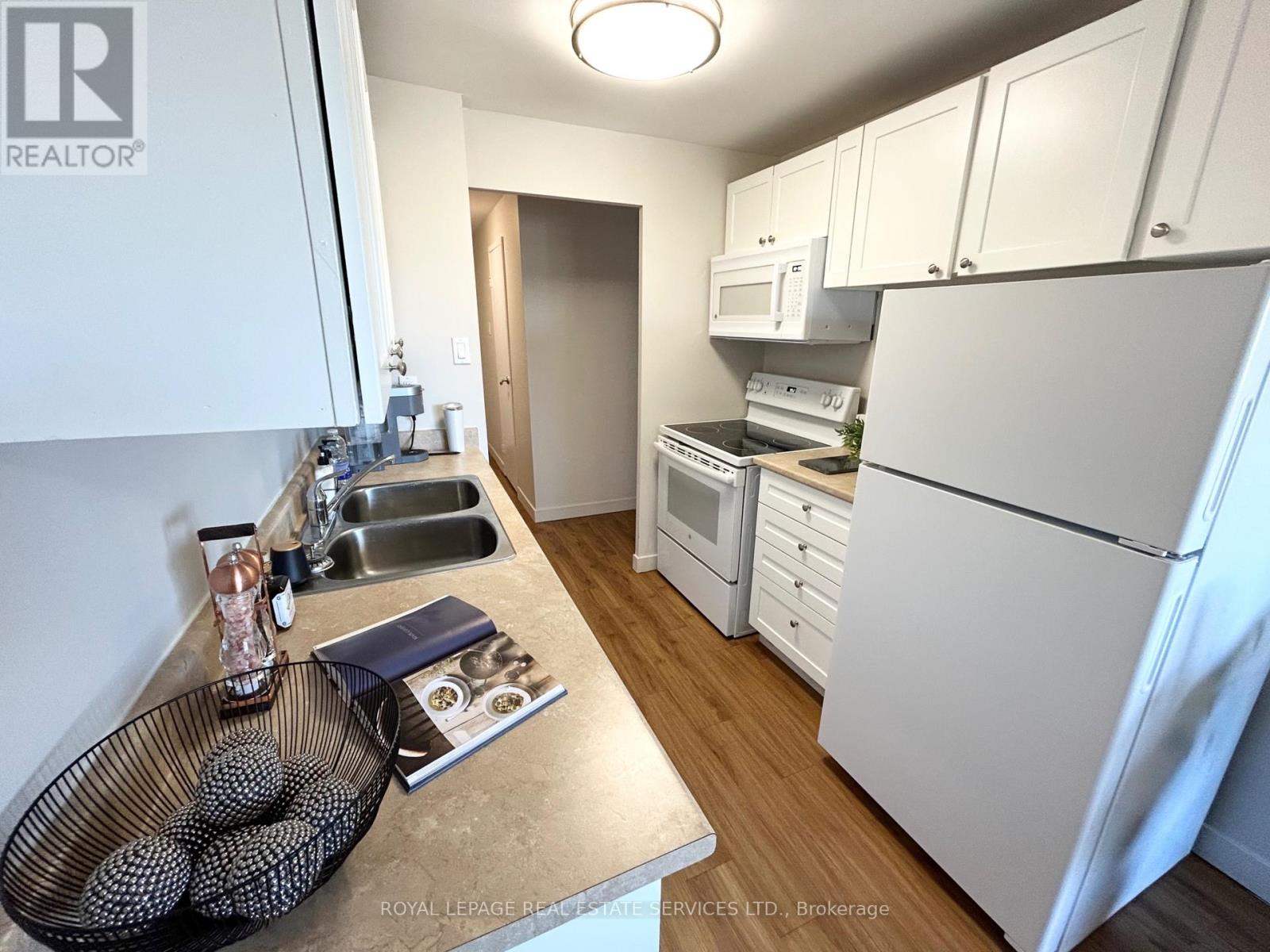 609 - 10 Overlea Drive, Kitchener, Ontario  N2M 5B8 - Photo 5 - X13118870