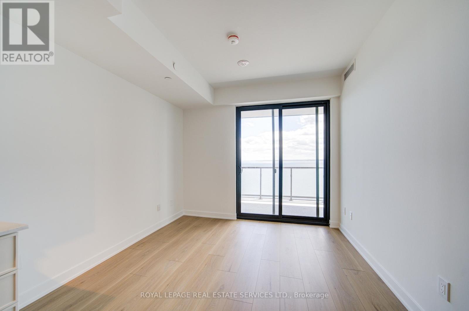 1206 - 2075 Lakeshore Road, Burlington, Ontario  L7R 1E2 - Photo 12 - W13117064