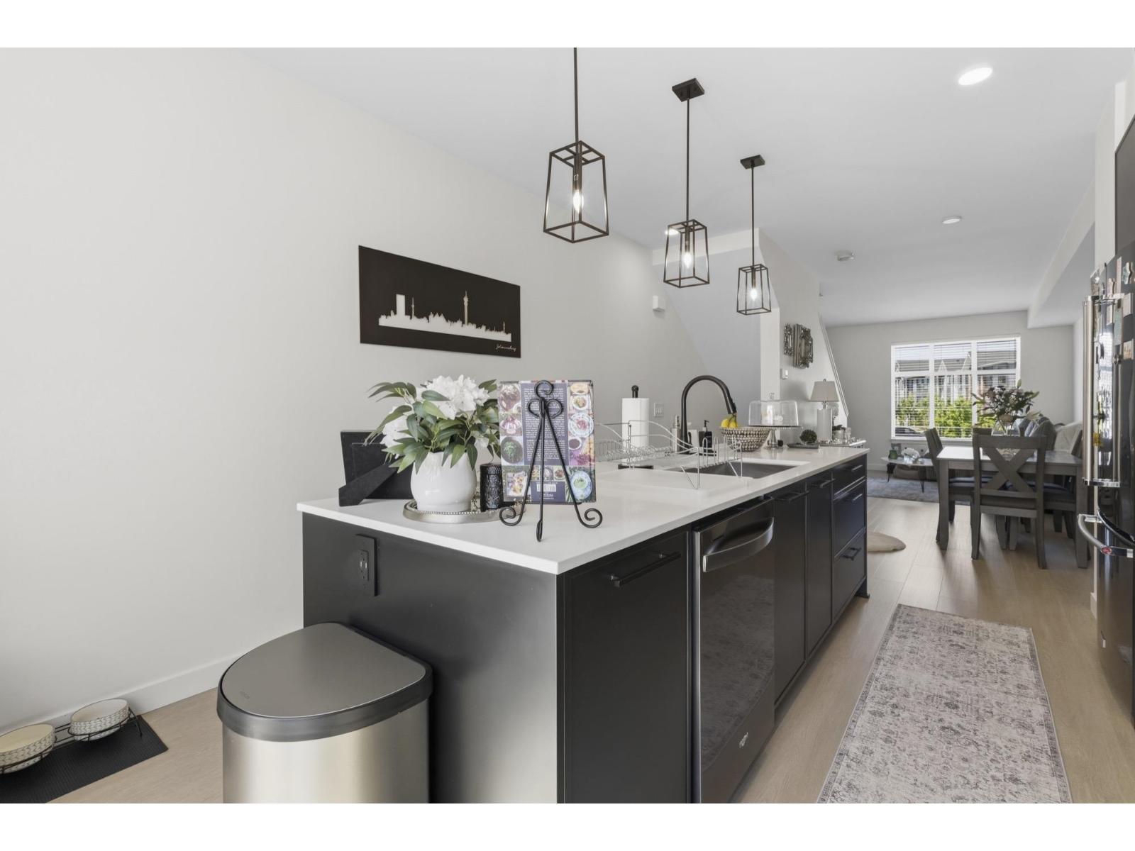 27 2774 Montrose Avenue, Abbotsford, British Columbia V2S 0N4 - Photo 12 - R3121800