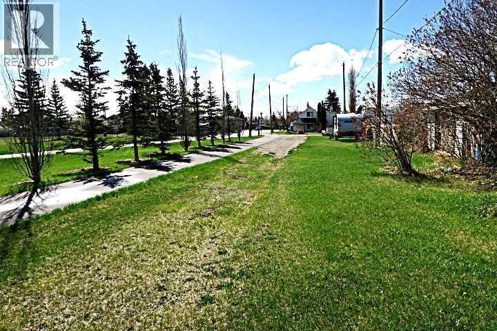4 21a St Close, Bowden, Alberta  T0M 0K0 - Photo 11 - A2306884