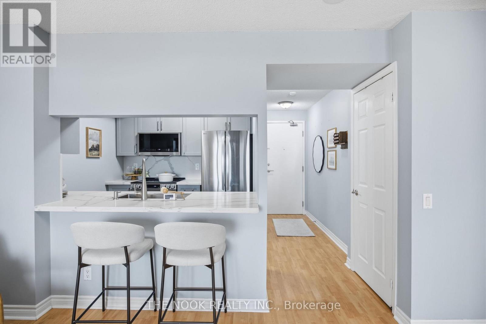 332 - 18 Mondeo Drive, Toronto, Ontario  M1P 5C8 - Photo 5 - E13119172