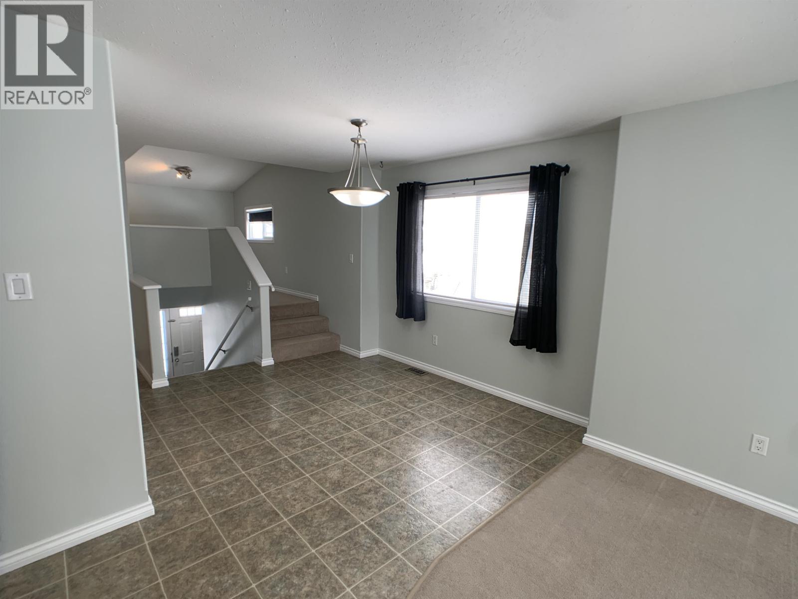 A 4415 Heritage Crescent, Fort Nelson, British Columbia  V0C 1R0 - Photo 9 - R3086335