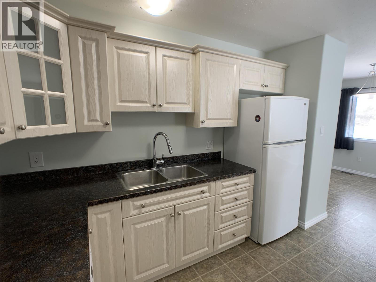 A 4415 Heritage Crescent, Fort Nelson, British Columbia  V0C 1R0 - Photo 8 - R3086335