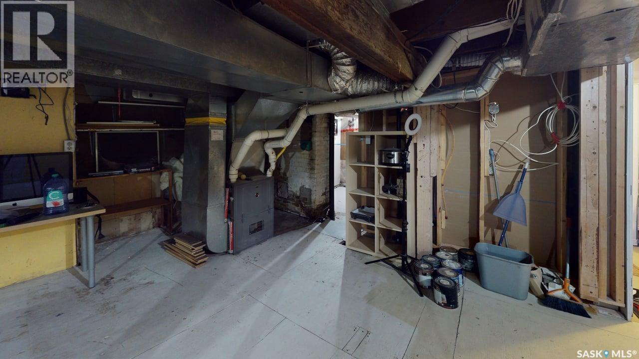2161 Cameron Street, Regina, Saskatchewan  S4T 2V7 - Photo 29 - SK032052