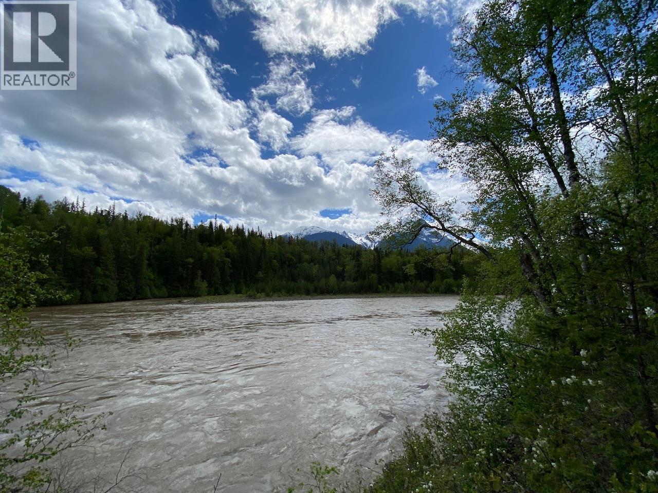 6048 Six Mile Road, Hazelton, British Columbia  V0J 1Y1 - Photo 8 - R3122245