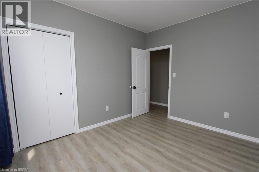 25 Bowen Place, Oakland, Ontario  N0E 1L0 - Photo 40 - 40829710