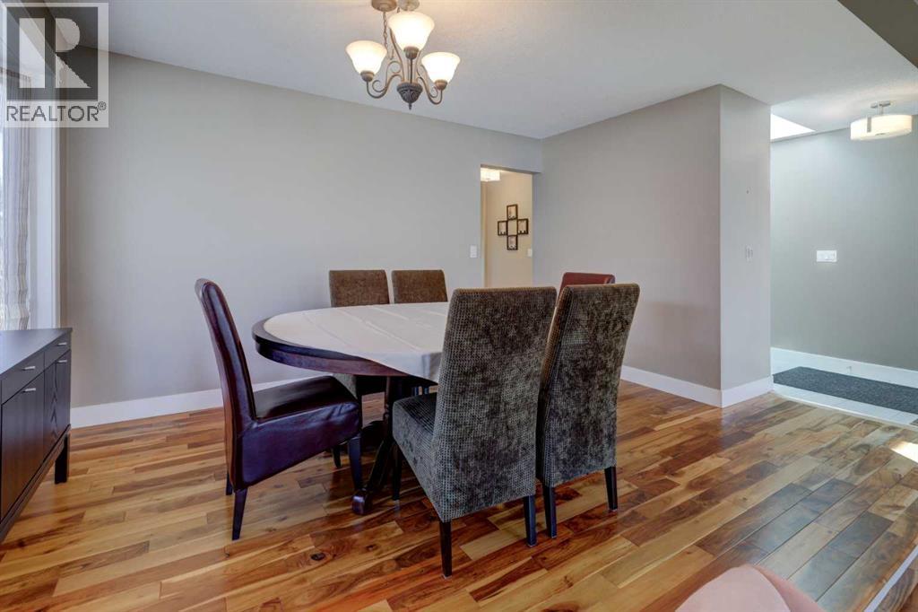 1304 Norfolk Drive Nw, Calgary, Alberta  T2K 5P3 - Photo 8 - A2306550