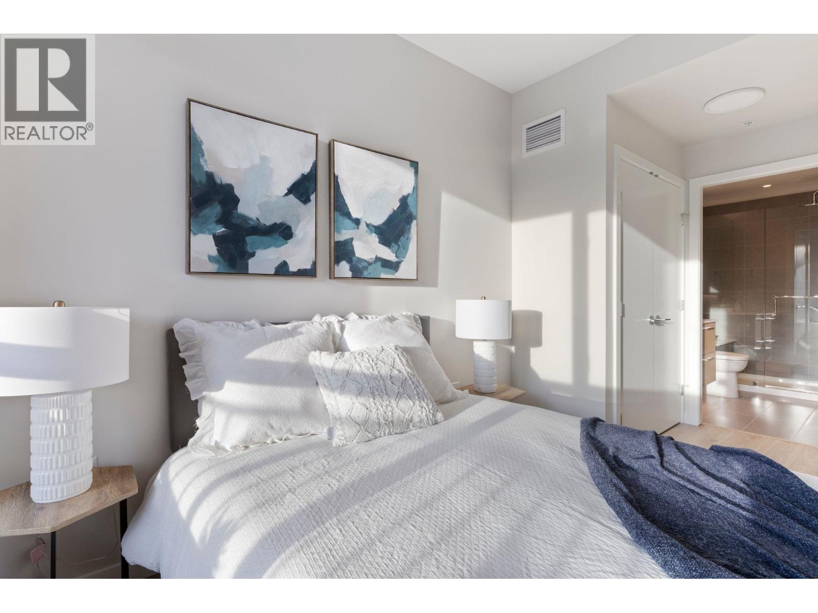 312 110 E 17th Street, North Vancouver, British Columbia  V7L 2V5 - Photo 15 - R3119199