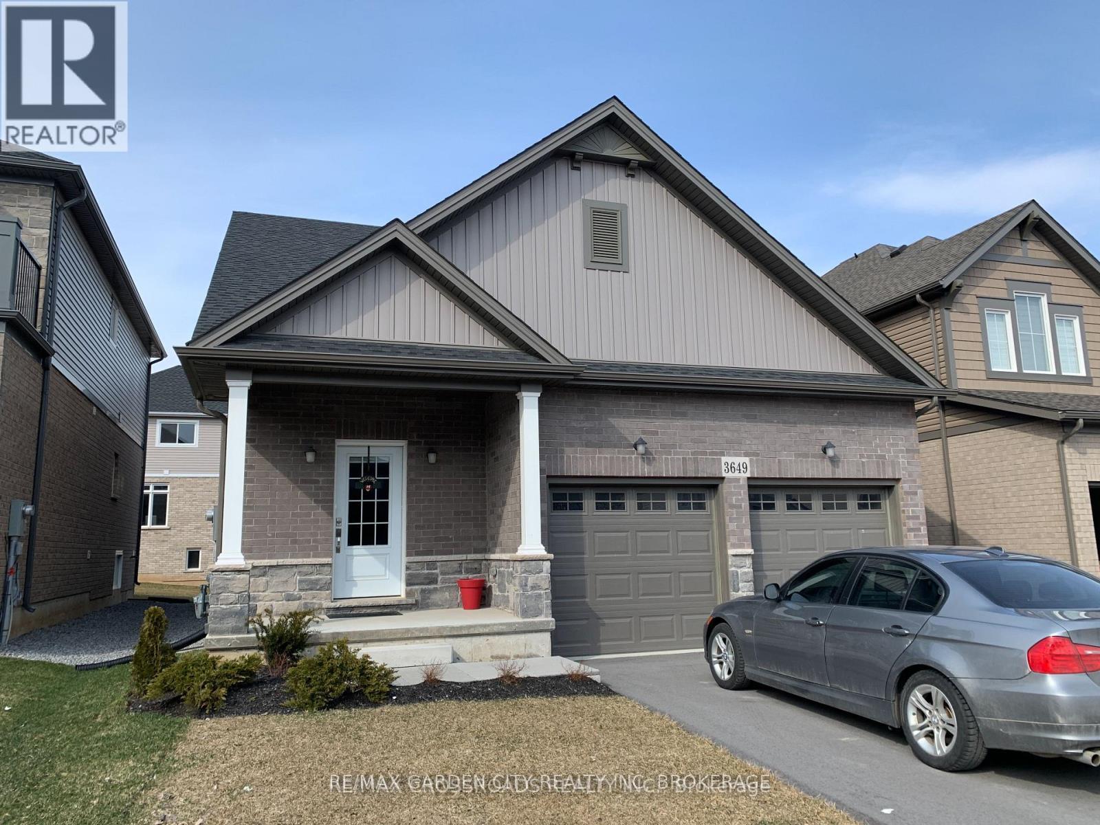 3649 Allen Trail, Fort Erie, Ontario  L0S 1R0 - Photo 1 - X13119094