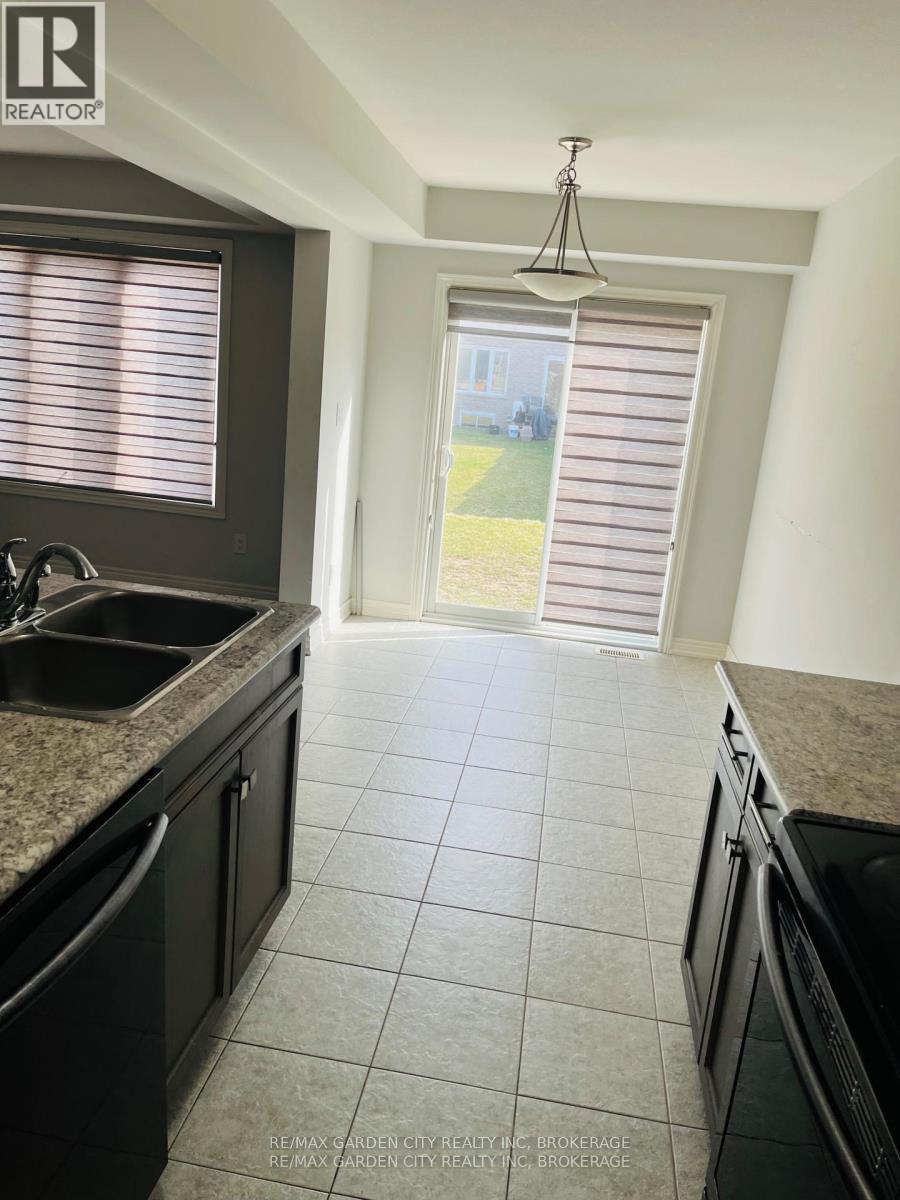 79 Heron Street, Welland (Coyle Creek), Ontario  L3C 0G8 - Photo 5 - X13119216