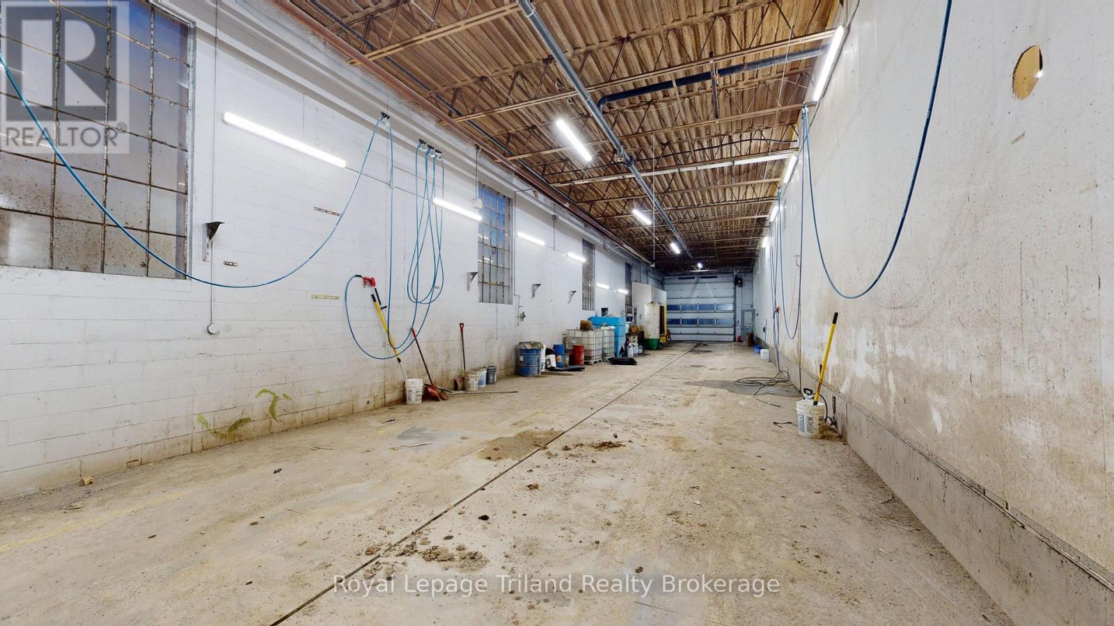 12 Churchill Place, Woodstock, Ontario  N4S 7V9 - Photo 6 - X13119110