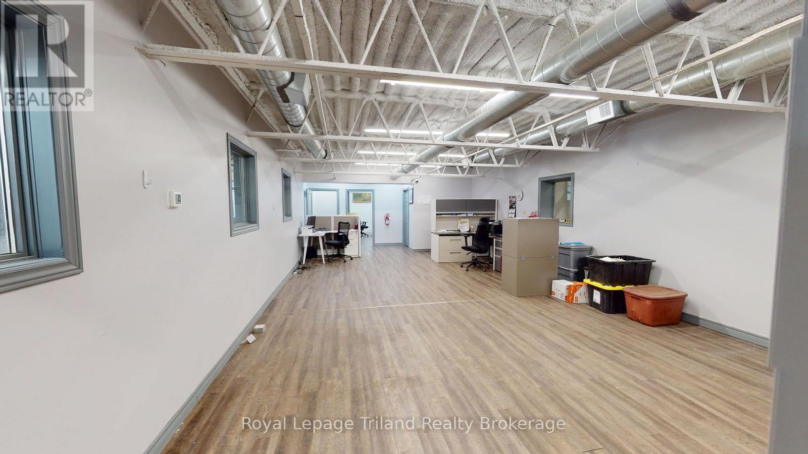 12 Churchill Place, Woodstock, Ontario  N4S 7V9 - Photo 7 - X13119110