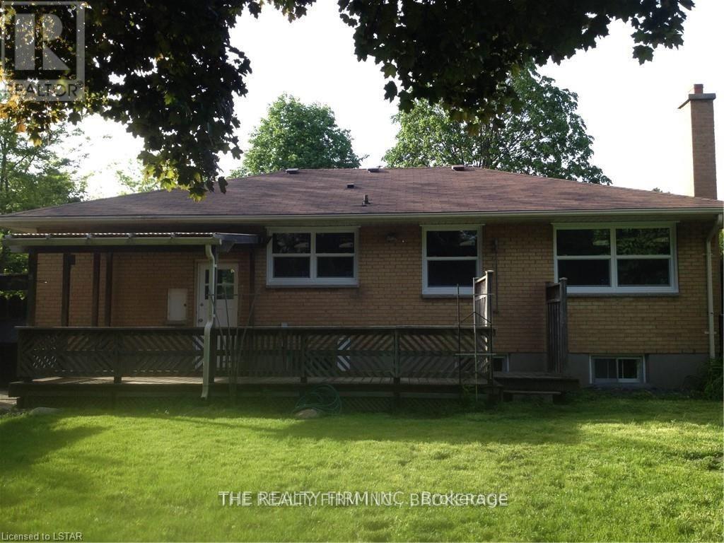 683 Fanshawe Park Road E, London North, Ontario  N5X 1L4 - Photo 13 - X12758522