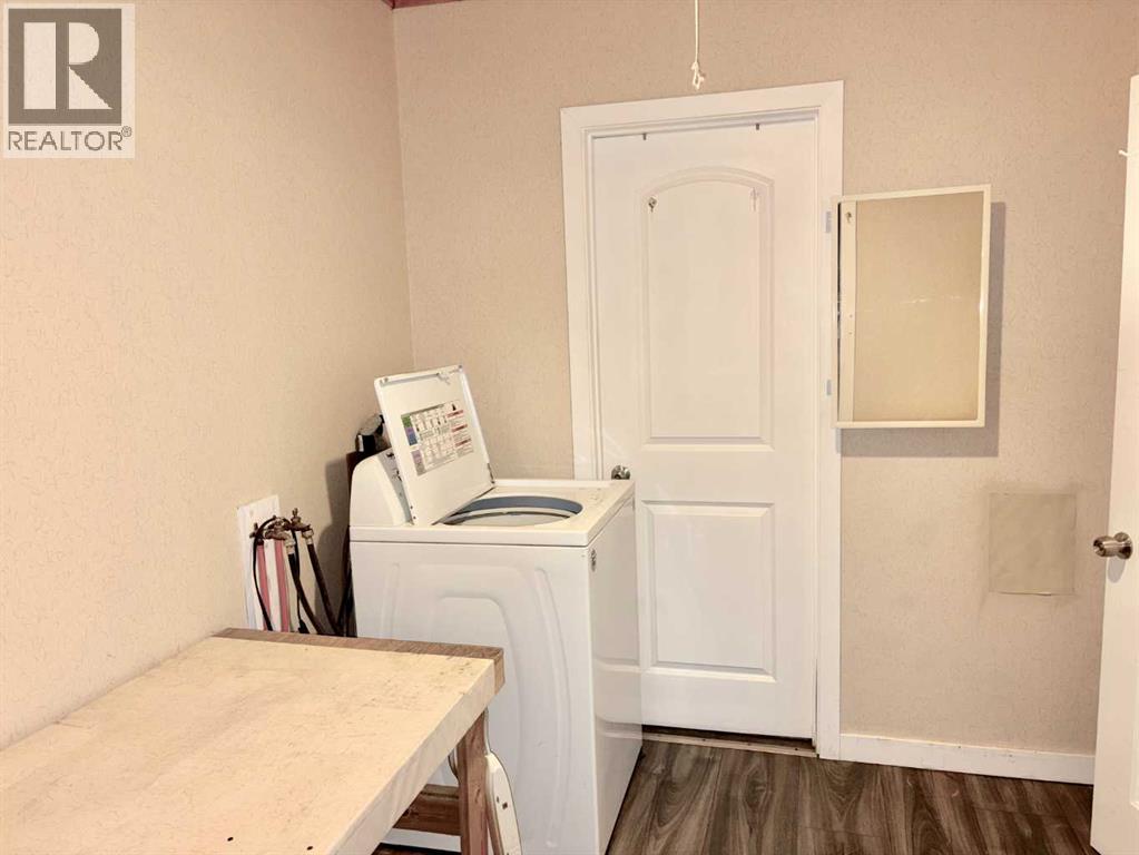 5140 48 Street, Mannville, Alberta  T0B 2W0 - Photo 10 - A2267192