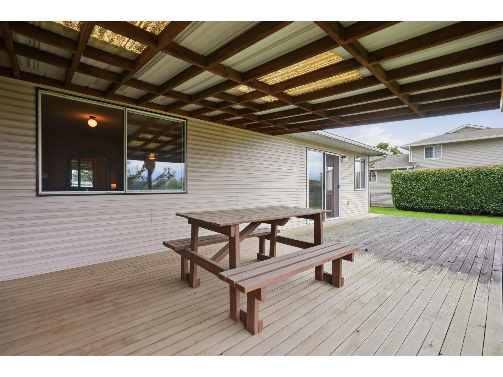 46337 Christina Drive, Sardis East Vedder, Chilliwack, British Columbia  V2R 2B5 - Photo 35 - R3122832
