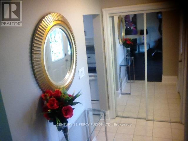 66 Acton Avenue, Toronto, Ontario  M3H 4H1 - Photo 5 - C13105688