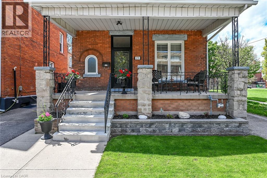 179 Macnab Street N, Hamilton, Ontario  L8R 2M5 - Photo 2 - 40829386