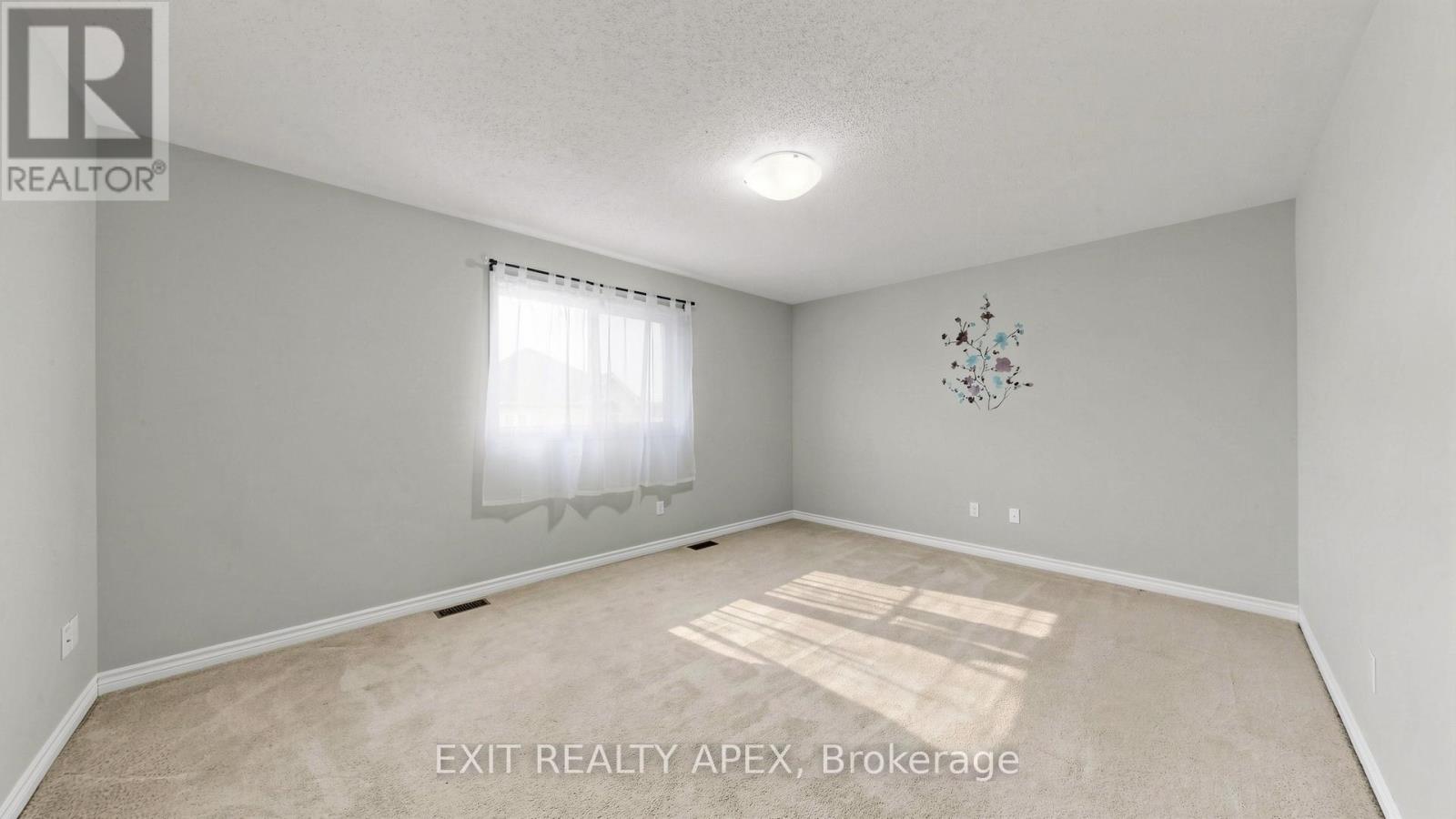 1311 Macinally Court, Oshawa, Ontario  L1K 0B6 - Photo 23 - E13090160