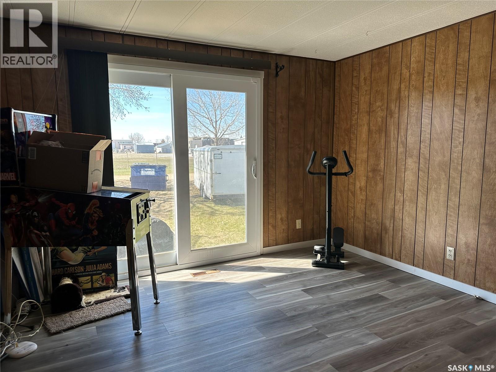 129 Laing Crescent, Weyburn, Saskatchewan  S4H 2R8 - Photo 13 - SK035578