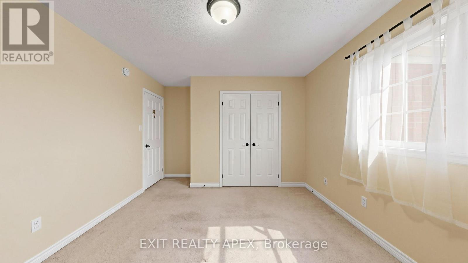 1311 Macinally Court, Oshawa, Ontario  L1K 0B6 - Photo 35 - E13090160
