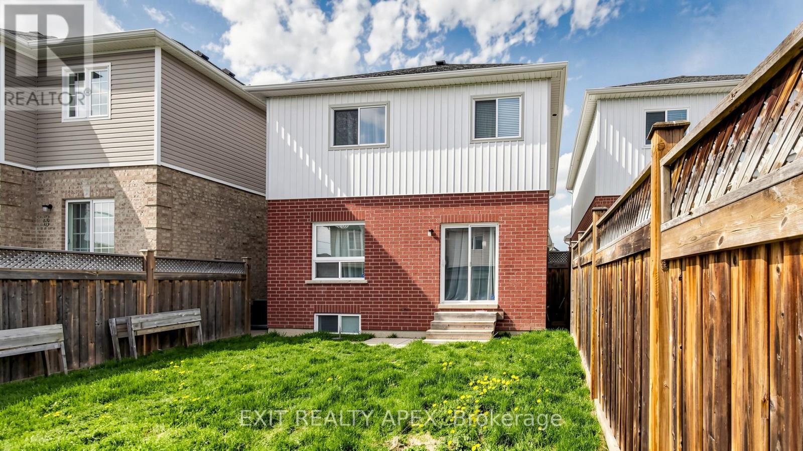 1311 Macinally Court, Oshawa, Ontario  L1K 0B6 - Photo 48 - E13090160