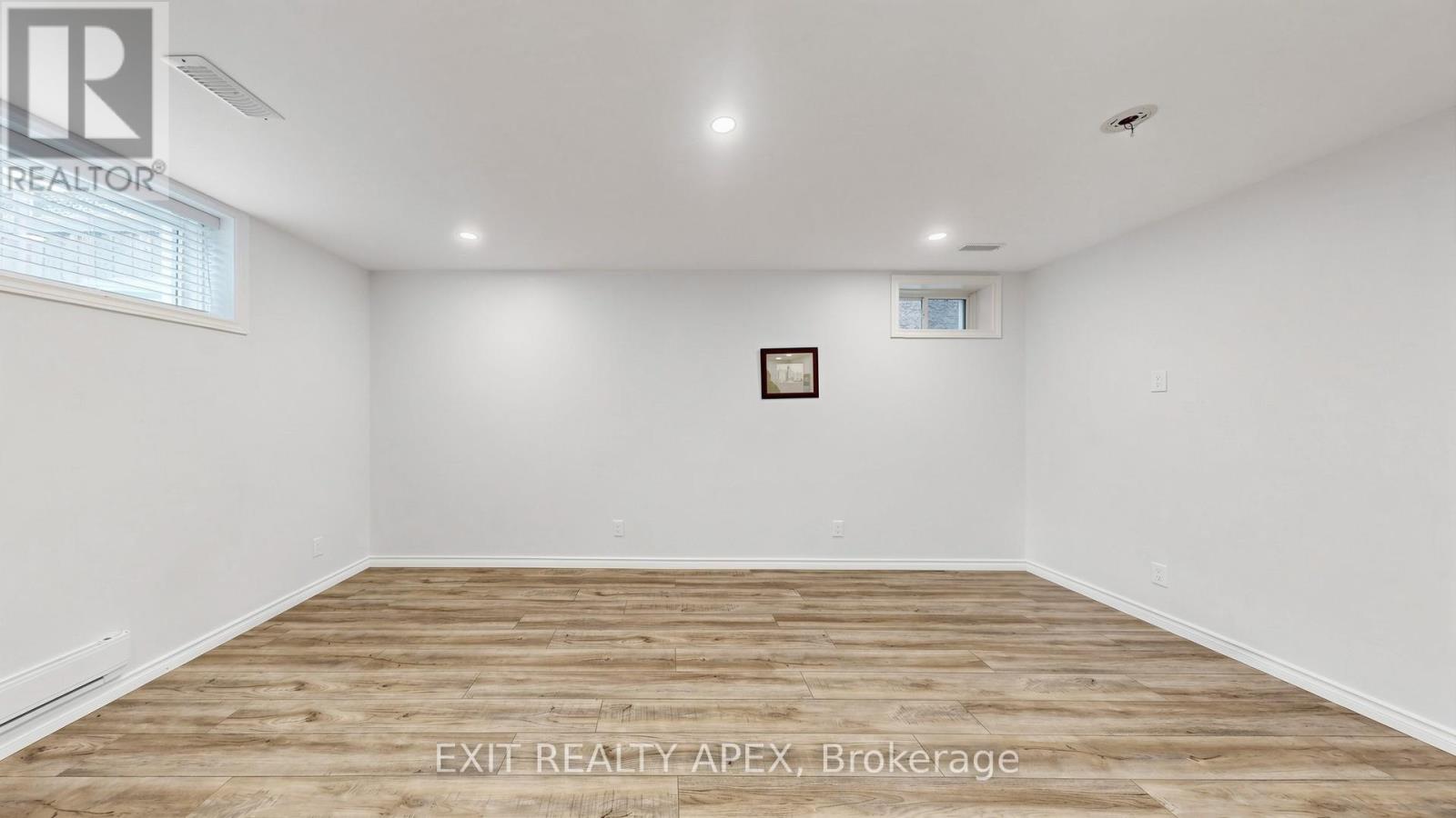 1311 Macinally Court, Oshawa, Ontario  L1K 0B6 - Photo 43 - E13090160