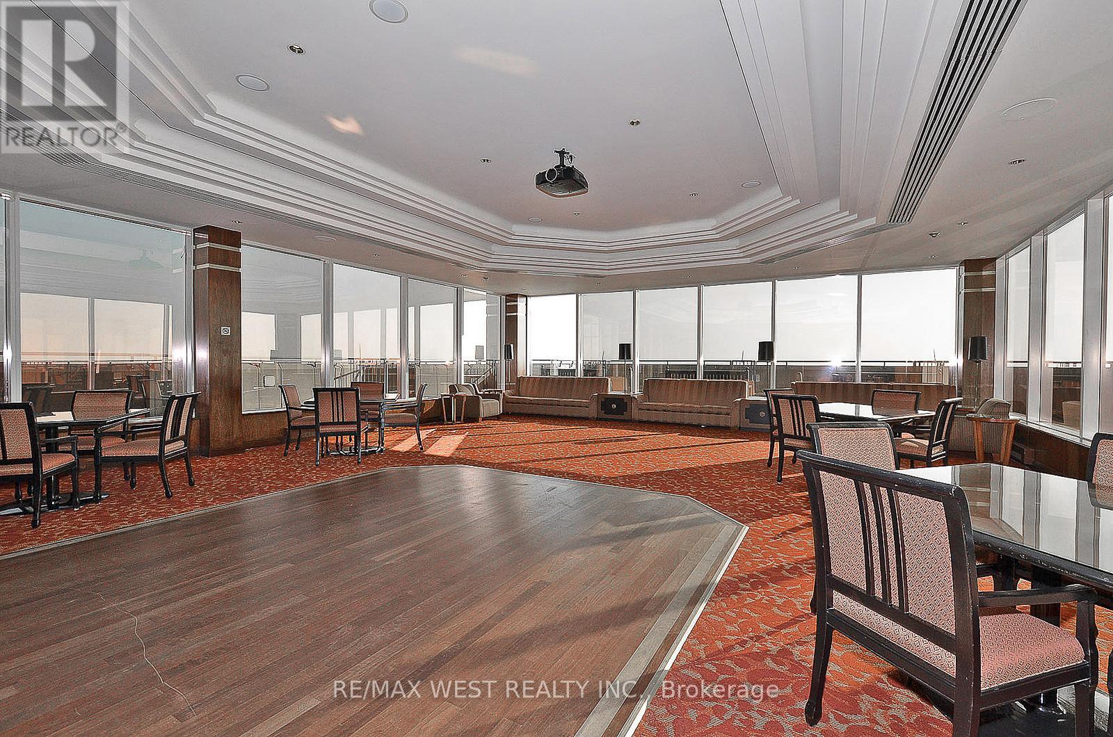 2204 - 1 Palace Pier Court, Toronto, Ontario  M8V 3W9 - Photo 34 - W13089142
