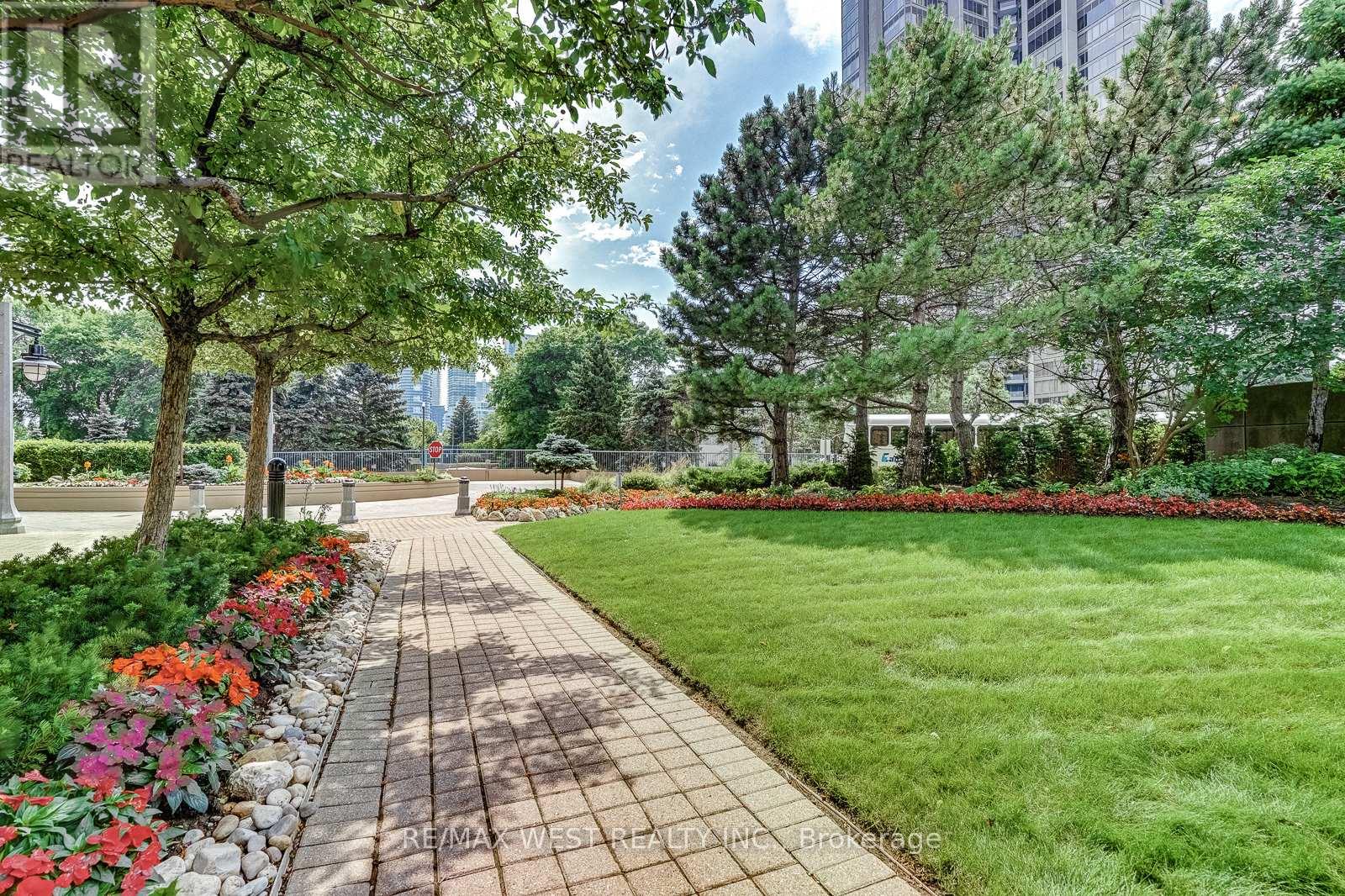 2204 - 1 Palace Pier Court, Toronto, Ontario  M8V 3W9 - Photo 38 - W13089142