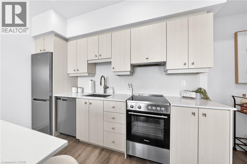 15 Wellington Street S Unit# 2402, Kitchener, Ontario  N2G 0E4 - Photo 13 - 40829709
