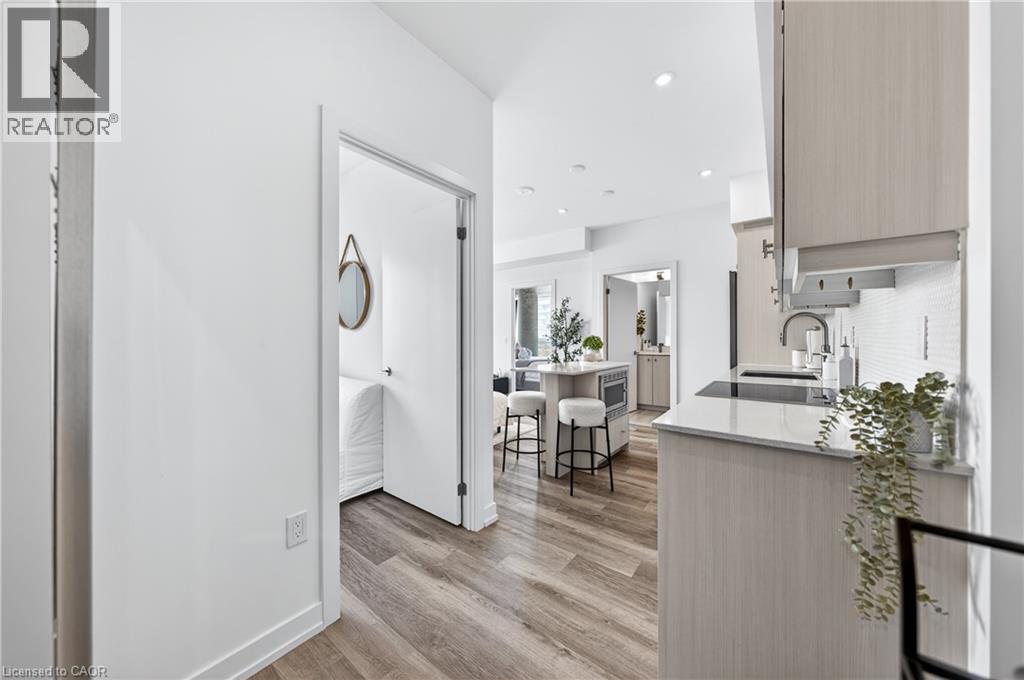15 Wellington Street S Unit# 2402, Kitchener, Ontario  N2G 0E4 - Photo 6 - 40829709