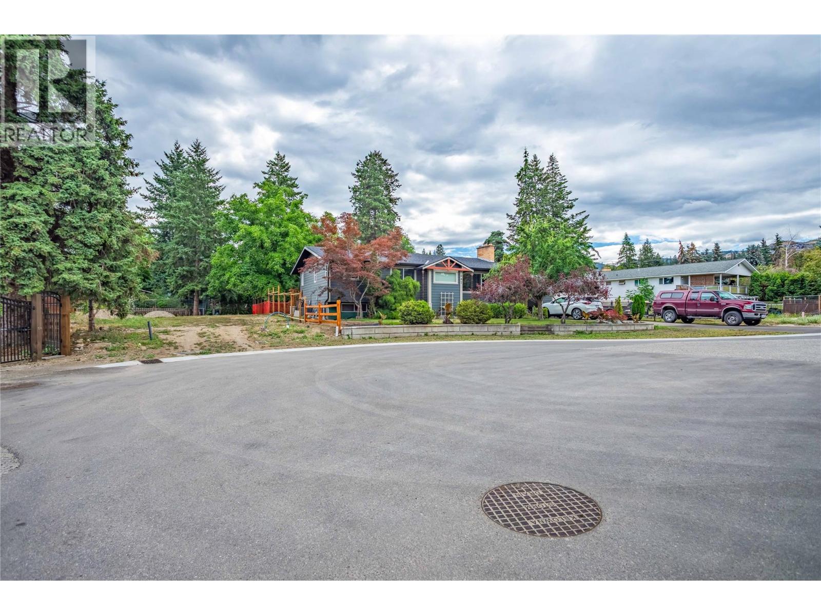 Proposed Lot Elm Road, Kelowna, British Columbia  V1W 1T8 - Photo 32 - 10371667