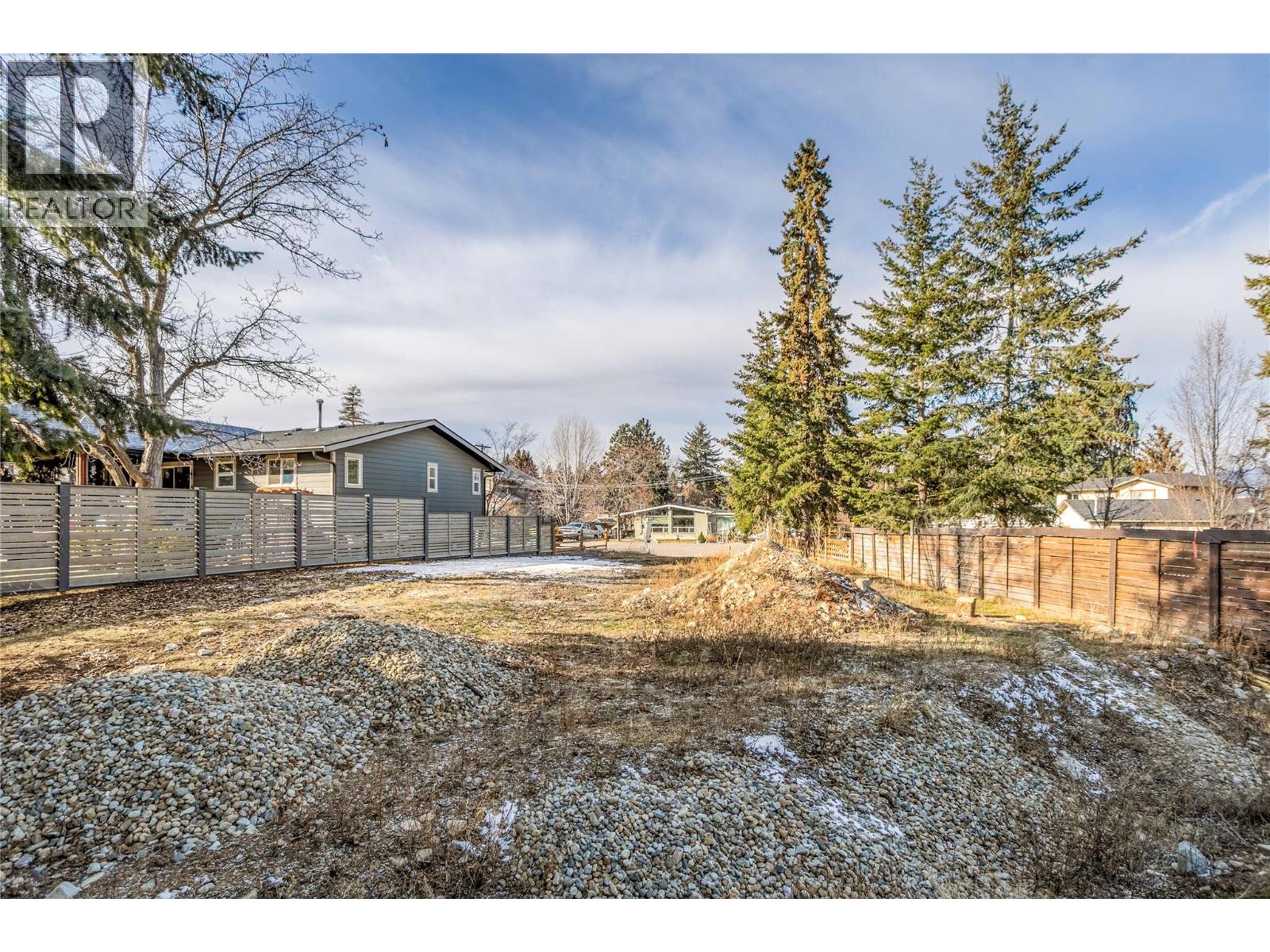 Proposed Lot Elm Road, Kelowna, British Columbia  V1W 1T8 - Photo 2 - 10371667