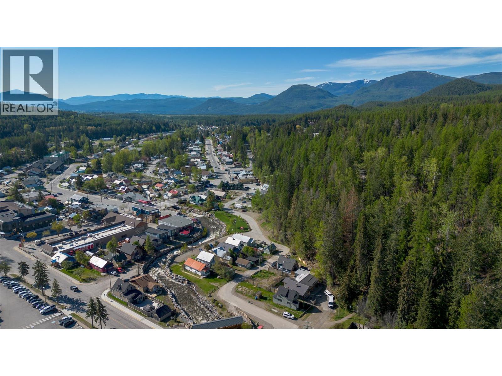 350b Kimberley Avenue, Kimberley, British Columbia V1A 2J1 - Photo 9 - 10385314