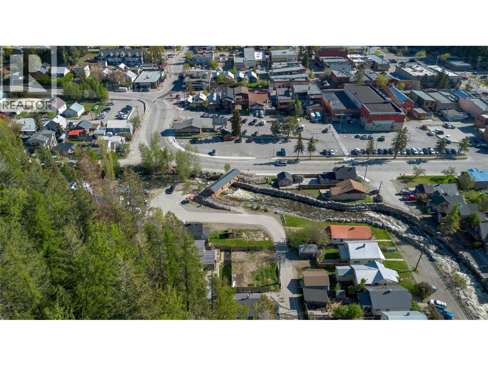 350b Kimberley Avenue, Kimberley, British Columbia V1A 2J1 - Photo 12 - 10385314