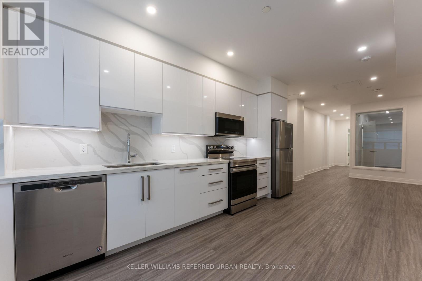 201 - 475 Queen Street W, Toronto, Ontario  M5V 2A9 - Photo 1 - C13119036