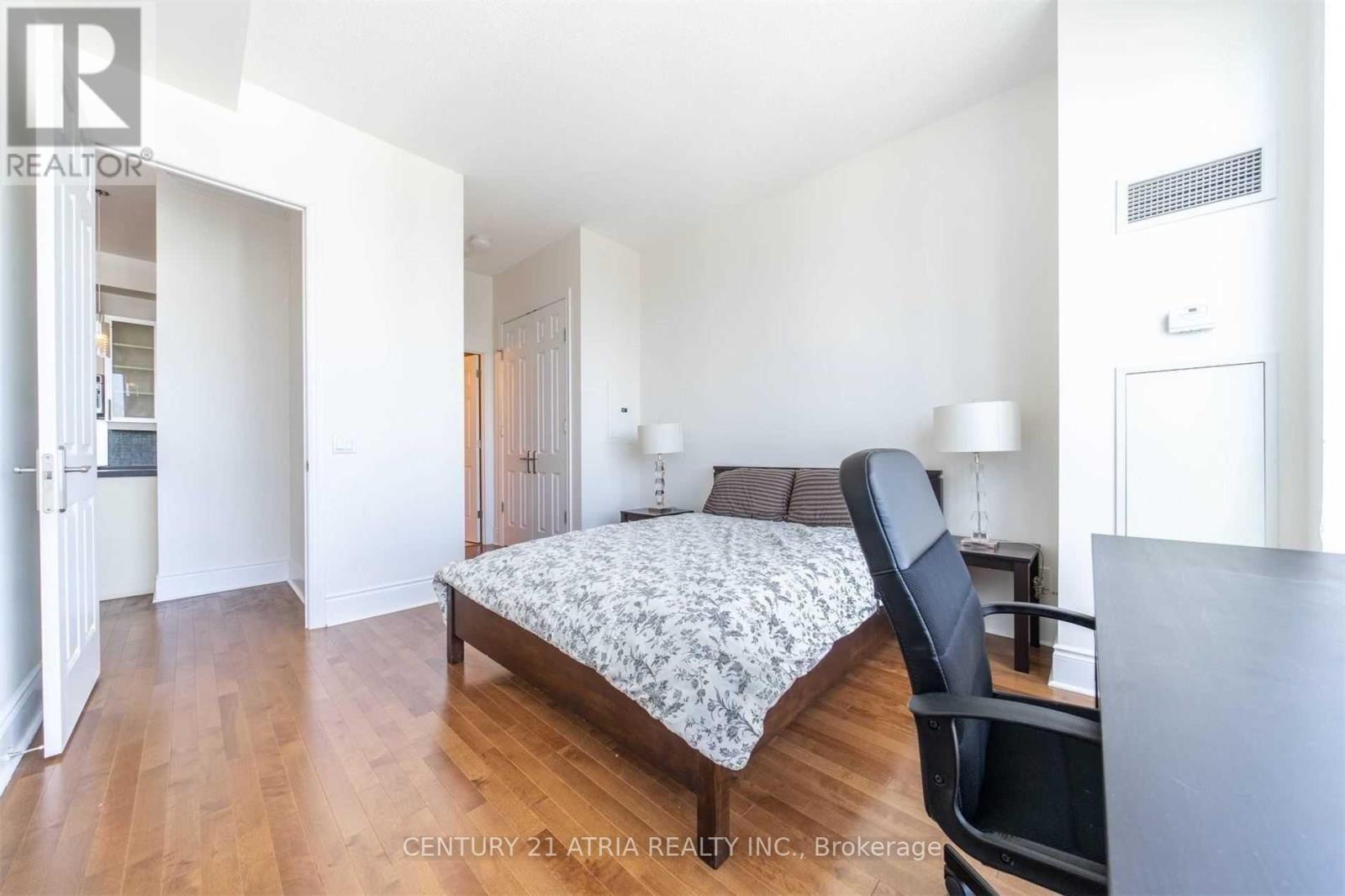 Ph01 - 763 Bay Street, Toronto, Ontario  M5G 2R3 - Photo 13 - C13119098
