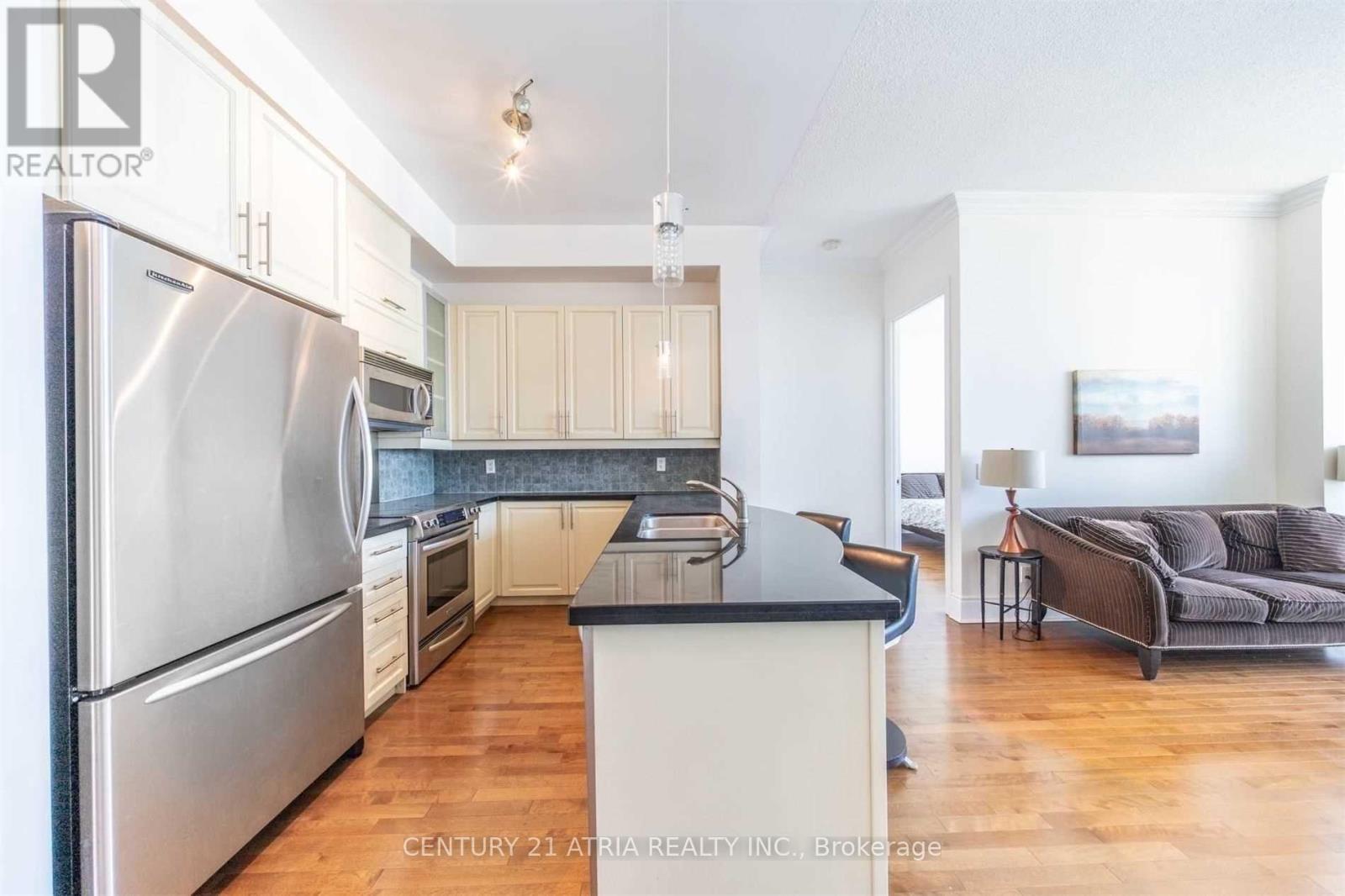 Ph01 - 763 Bay Street, Toronto, Ontario  M5G 2R3 - Photo 2 - C13119098